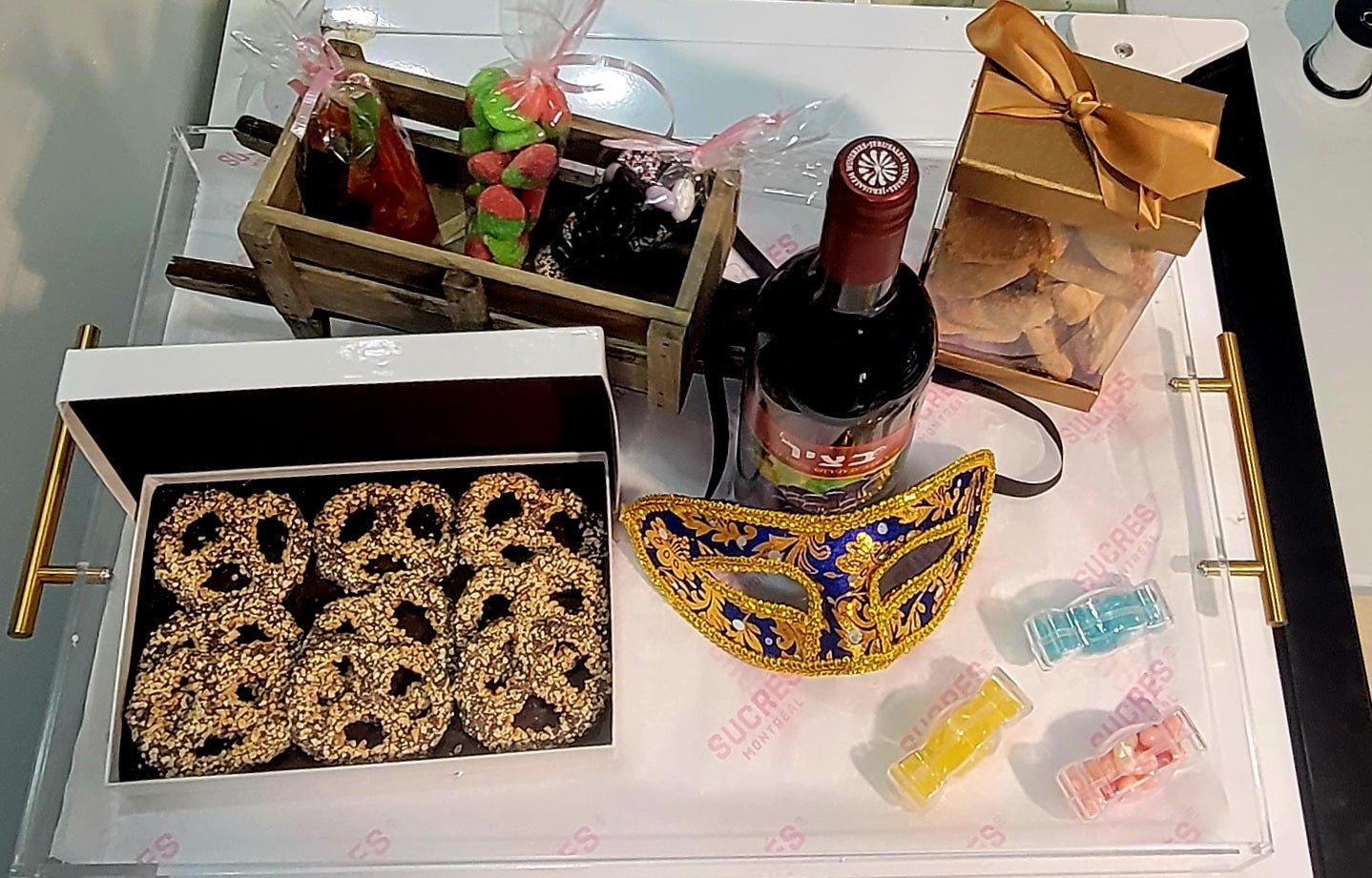 Acrylic Mishloah Manot